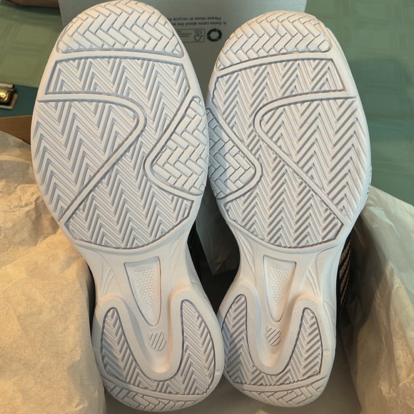 New tennis / pickleball shoes - Picture 4 of 4